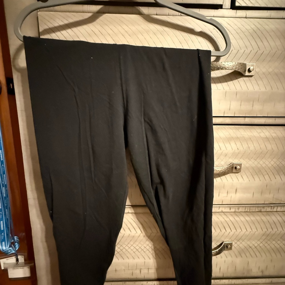 PINK Victoria's Secret Black Yoga Leggings